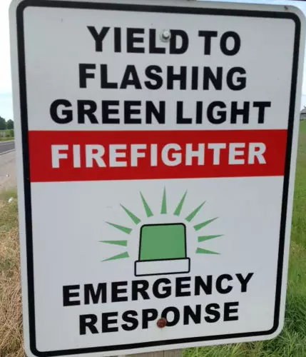 flashing green light